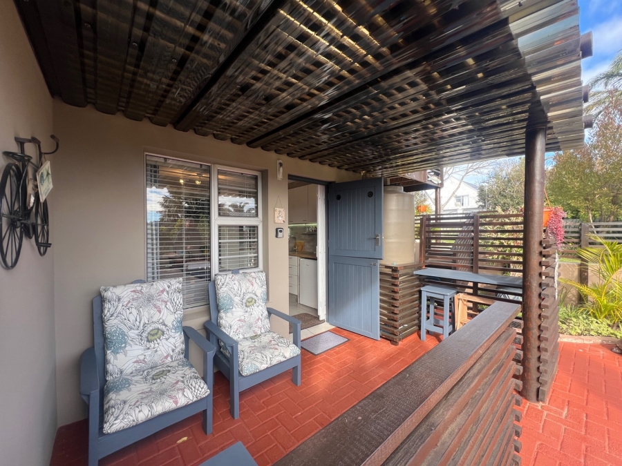 4 Bedroom Property for Sale in Herolds Bay Western Cape